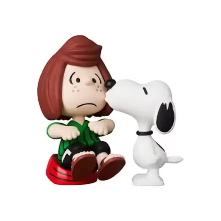 Peanuts UDF Series 17 Mini Figurka Miętowa Patty i Snoopy 7 cm termékfotója